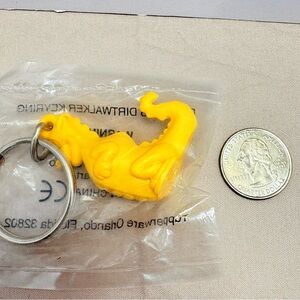 Tupperware Douglas, dirt walker Yellow Keyring keychain